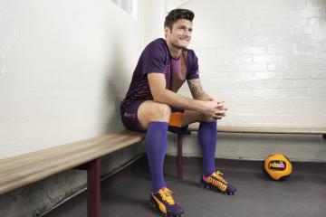 德布劳内回归赛场，状态亮眼点燃掘金球迷激情！