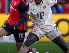 斯旺西战平卫冕冠军，力保不败纪录