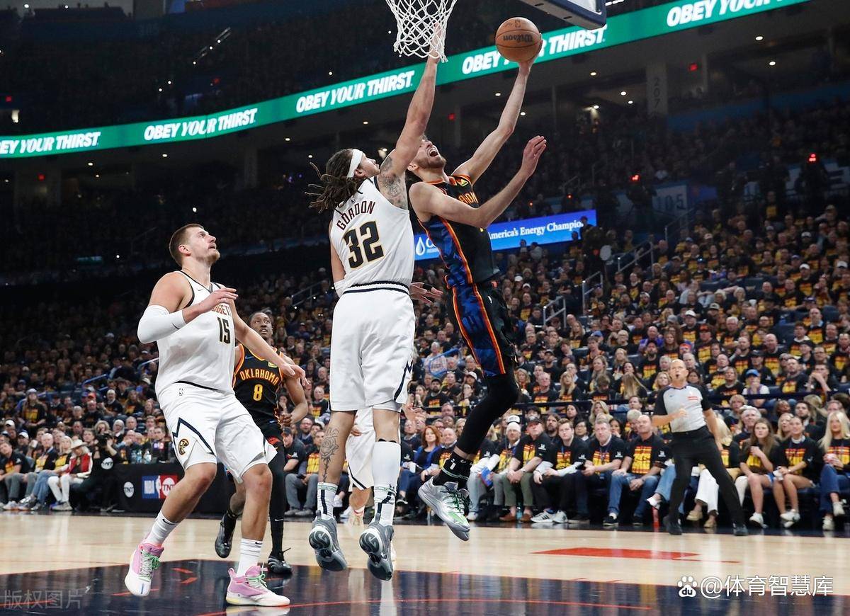 关于篮网绝杀时刻,76人点燃赛场,约基奇迎来胜利!的信息
